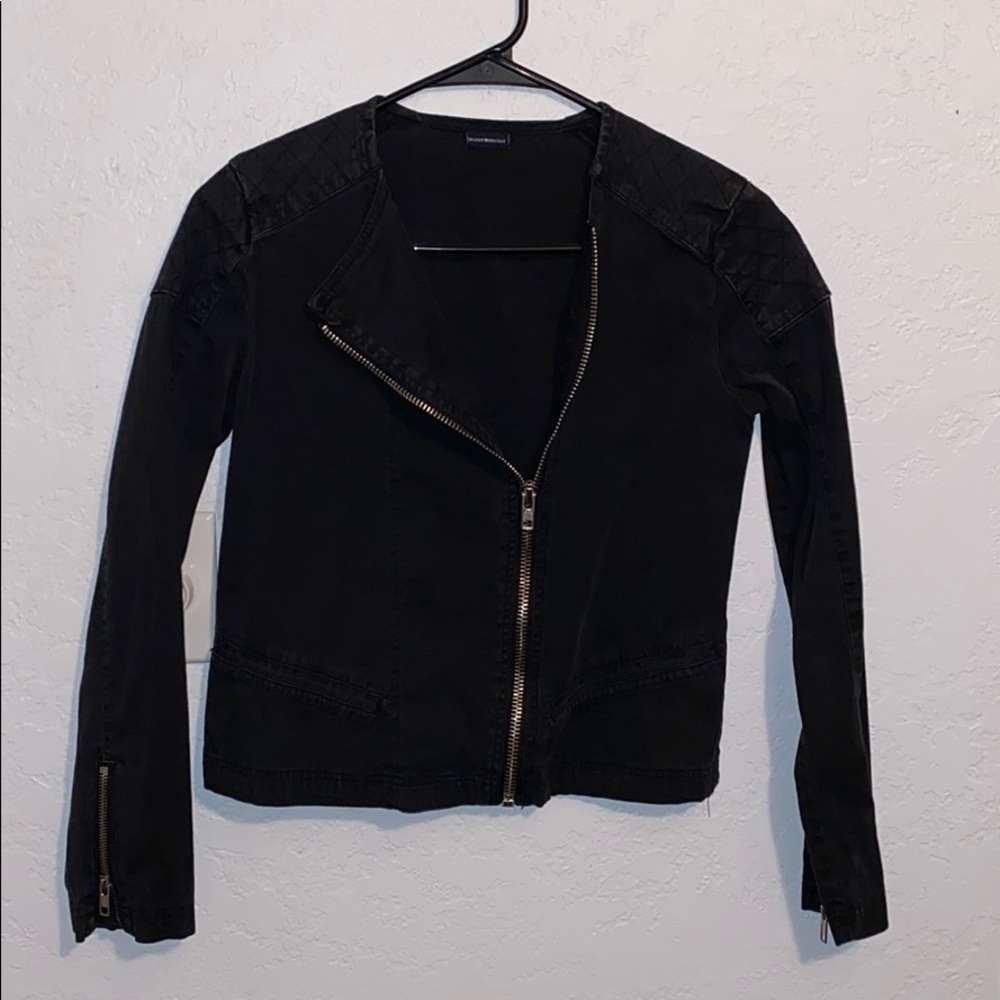 BRANDY MELVILLE Zipper Jacket